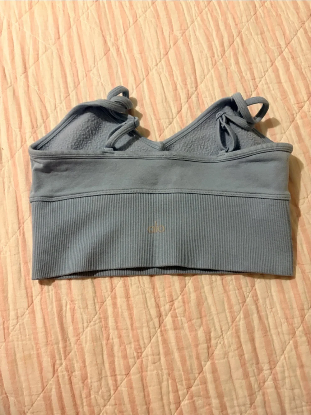 ALO Yoga celestial blue